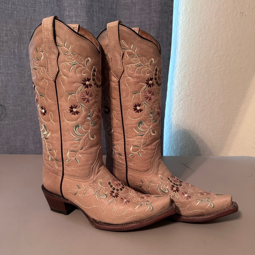 Women’s Circle G Boots. Women’s Size 7.5